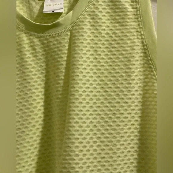 Tek Gear Women's Light Green Mesh look Tank Top - Picture 4 of 4